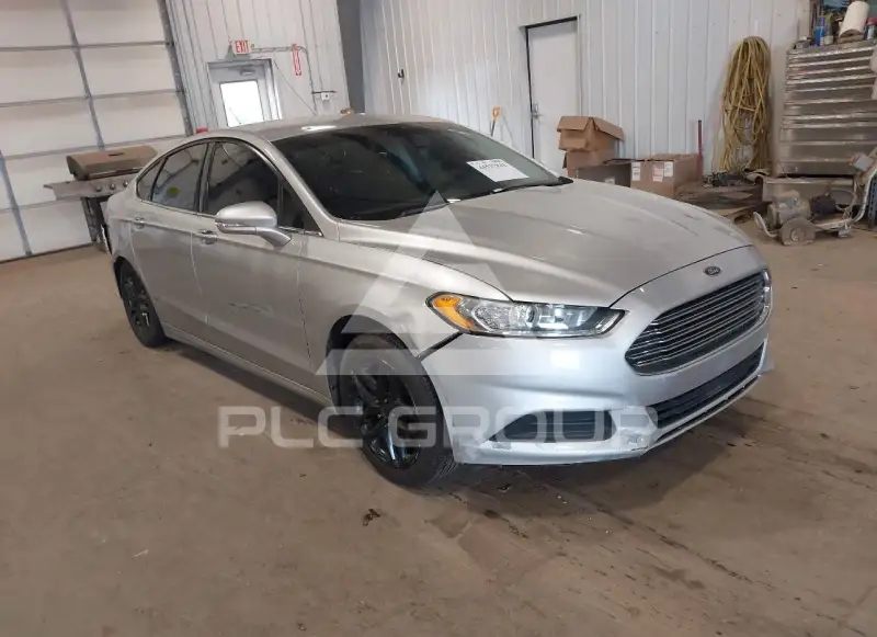 2013 Ford FUSION photo