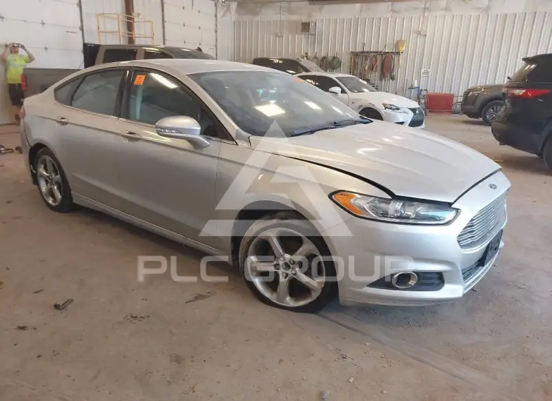 2013 Ford FUSION photo