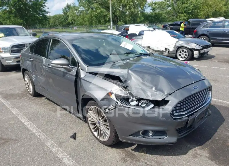 2013 Ford FUSION фото