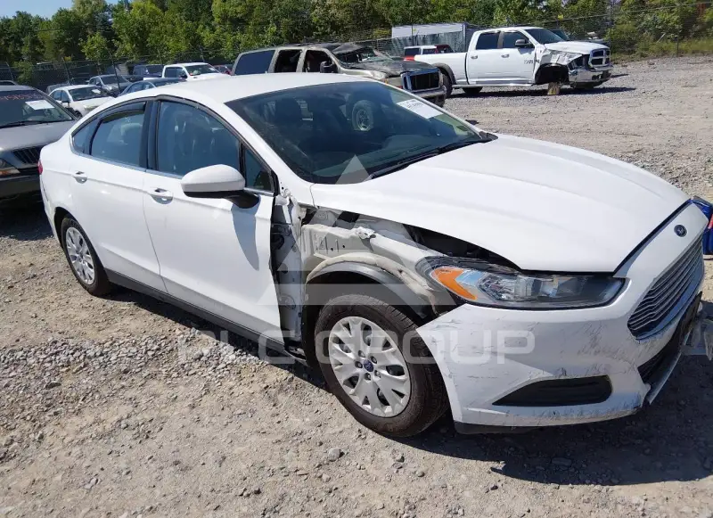 2013 Ford FUSION фото