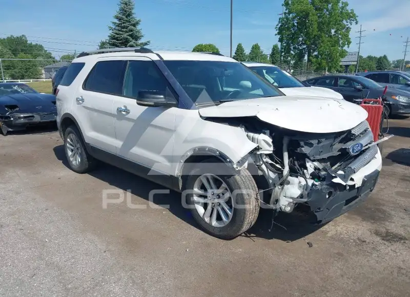 2013 Ford EXPLORER фото