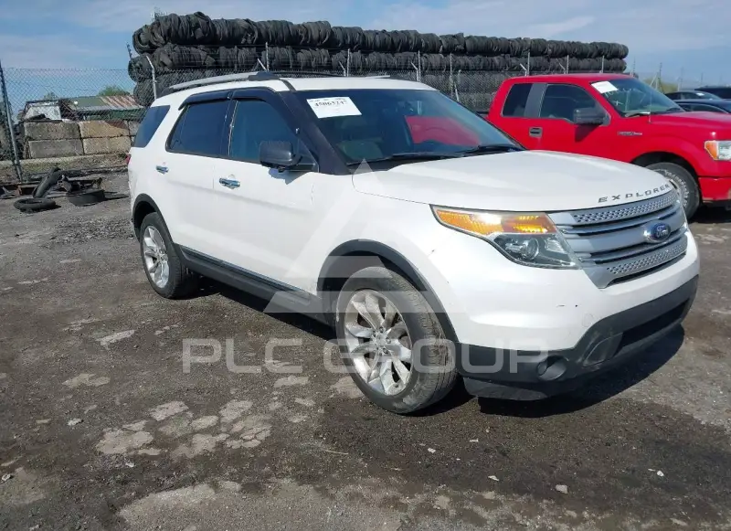 2013 Ford EXPLORER фото