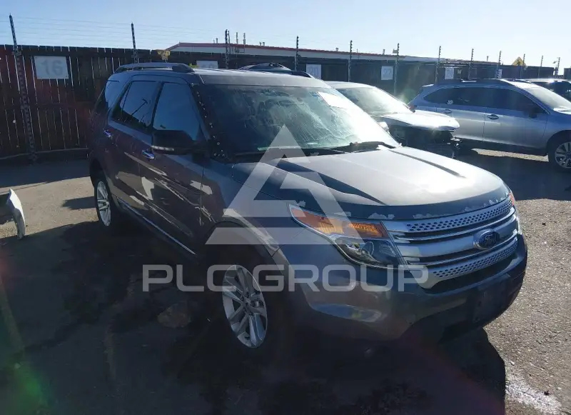 2013 Ford EXPLORER фото