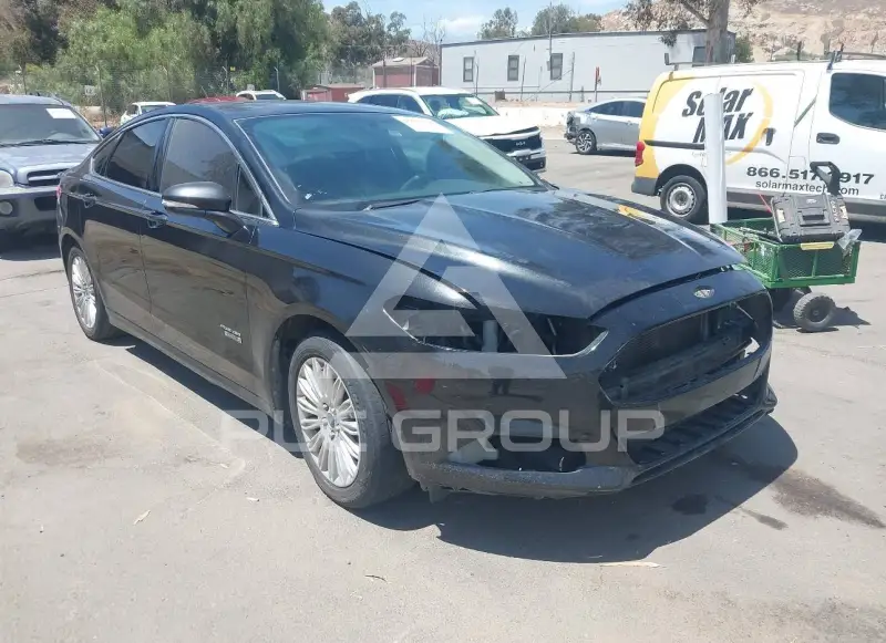 2013 Ford FUSION photo