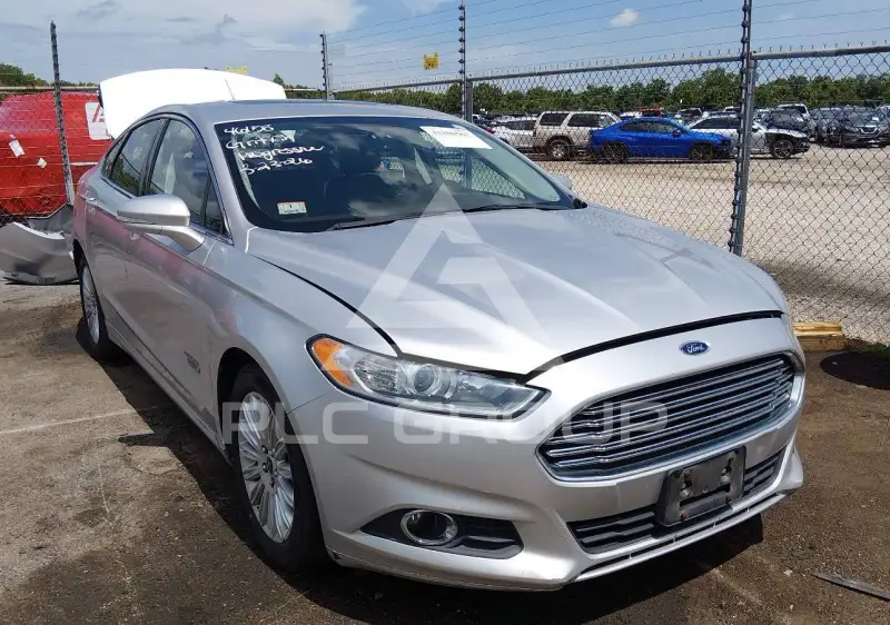 2013 Ford FUSION фото