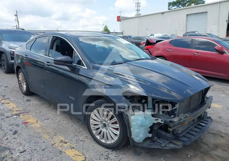2013 Ford FUSION фото