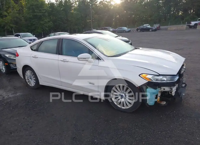 2013 Ford FUSION photo