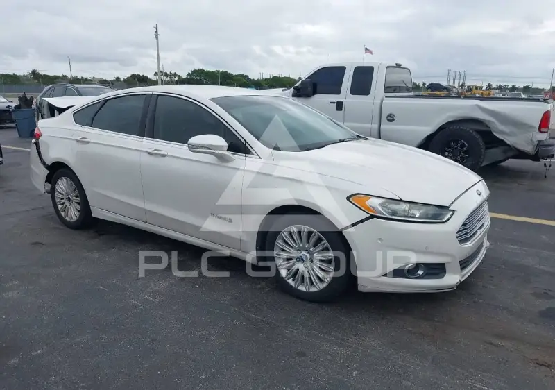 2013 Ford FUSION фото