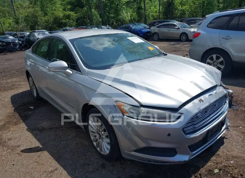 2013 Ford FUSION фото