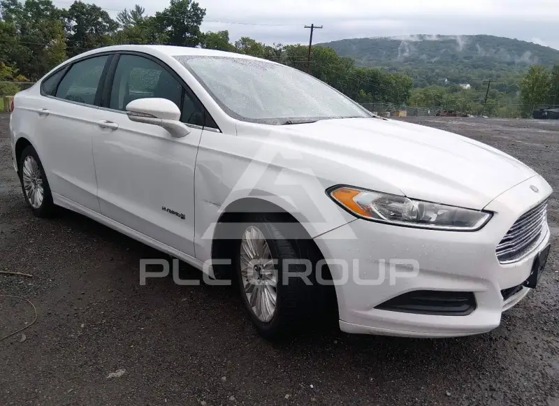 2013 Ford FUSION фото
