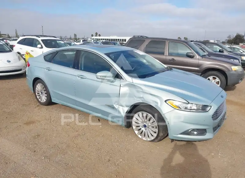 2013 Ford FUSION фото