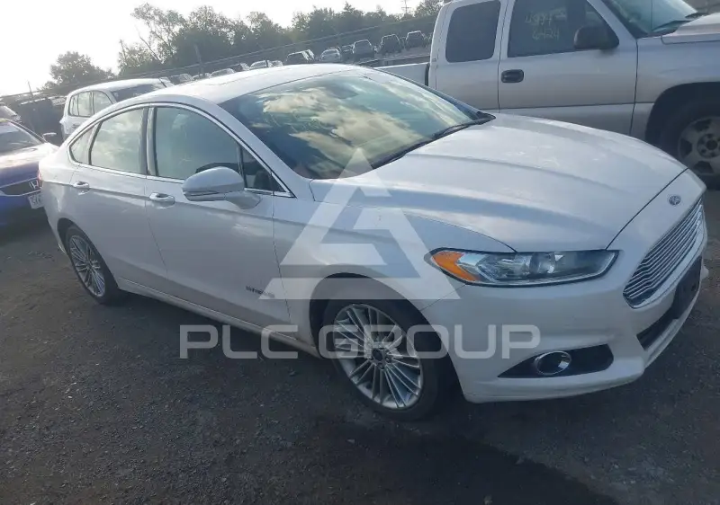 2013 Ford FUSION фото