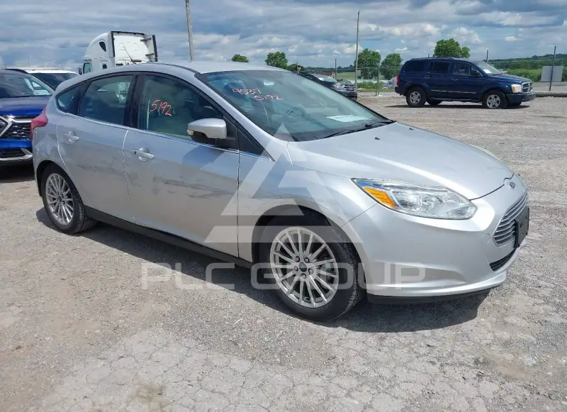 2013 Ford FOCUS фото