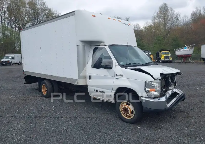 2013 Ford E-350 фото