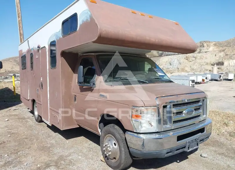 2013 Ford E-350 фото
