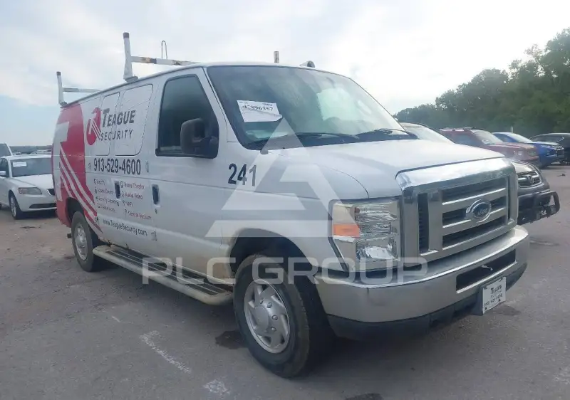 2013 Ford E-250 фото