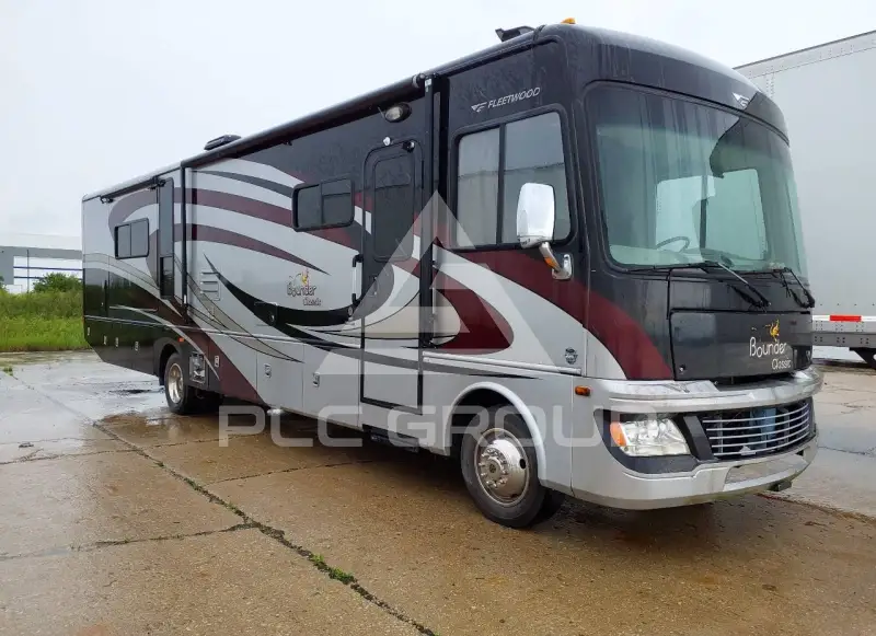 2013 Ford F-530 фото