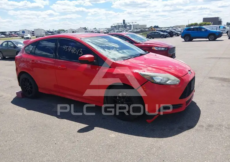 2013 Ford FOCUS фото
