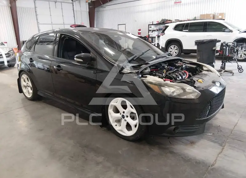 2013 Ford FOCUS фото