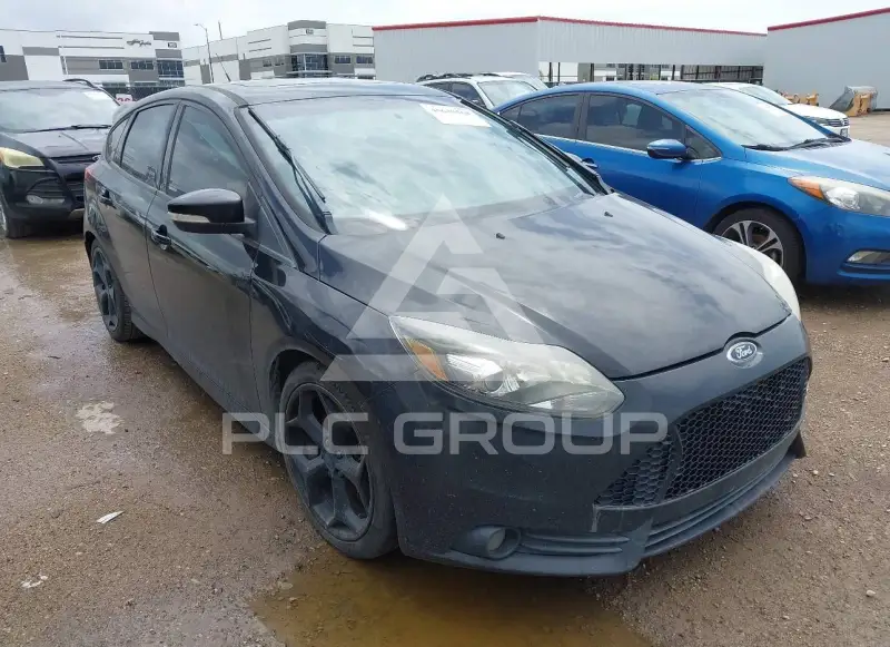 2013 Ford FOCUS photo