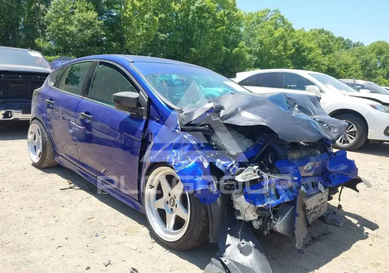 2013 Ford FOCUS photo