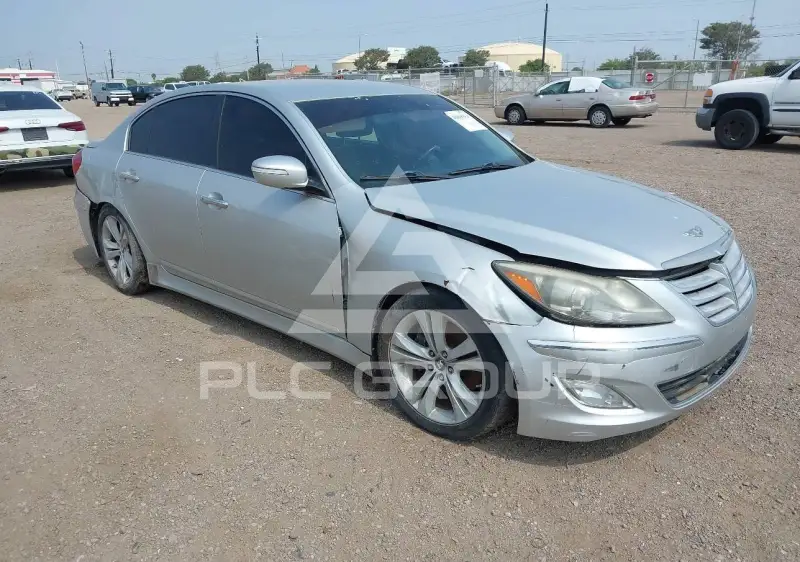 2013 Hyundai Genesis photo