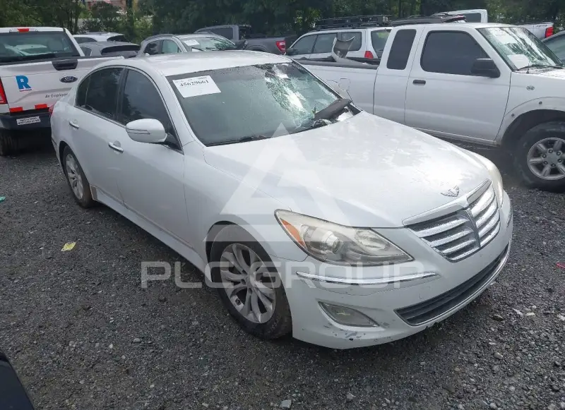 2013 Hyundai Genesis фото