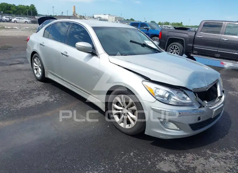 2013 Hyundai Genesis фото