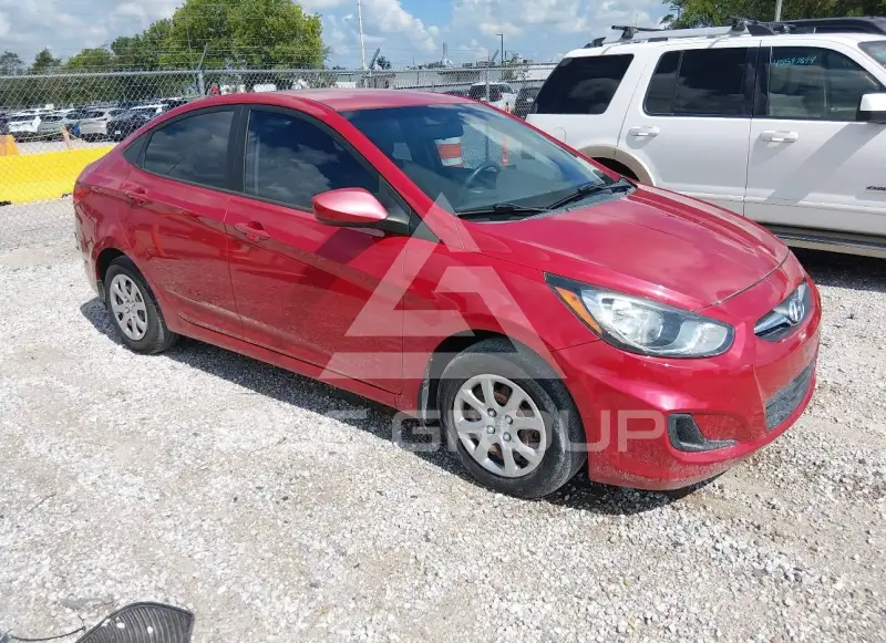 2013 Hyundai Accent фото