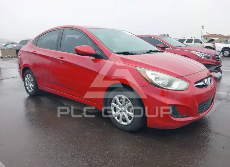 2013 Hyundai Accent фото