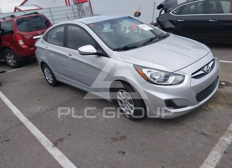 2013 Hyundai Accent фото