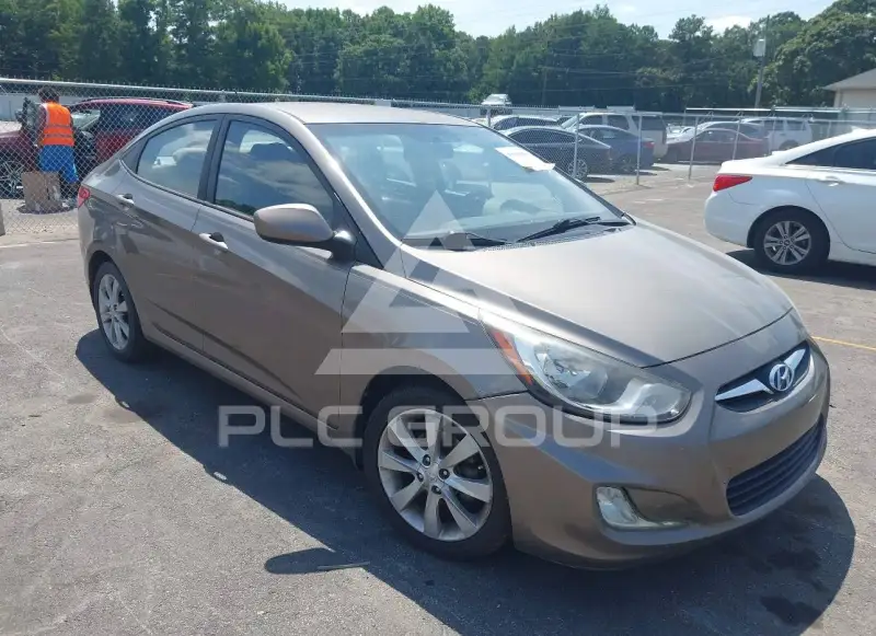 2013 Hyundai Accent фото