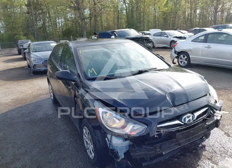 2013 Hyundai Accent фото
