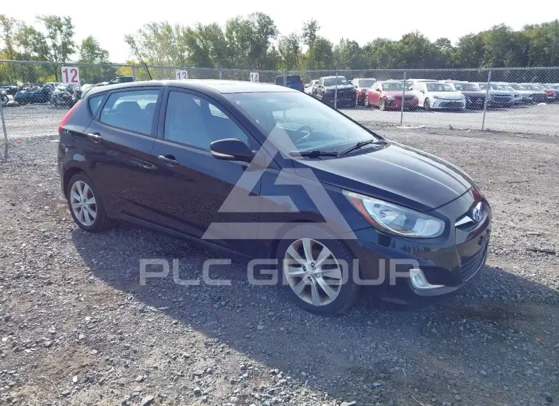 2013 Hyundai Accent фото