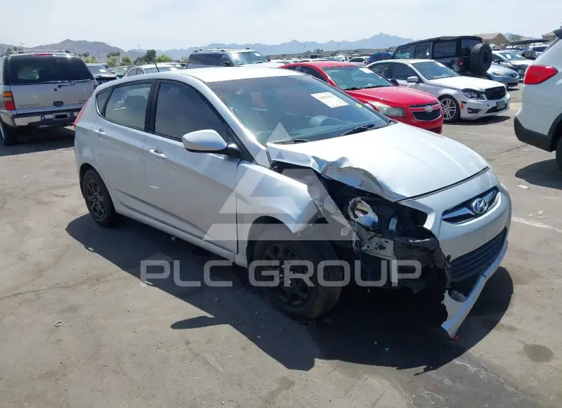 2013 Hyundai Accent фото