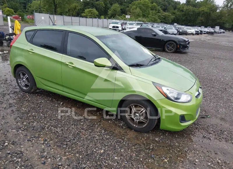 2013 Hyundai Accent фото