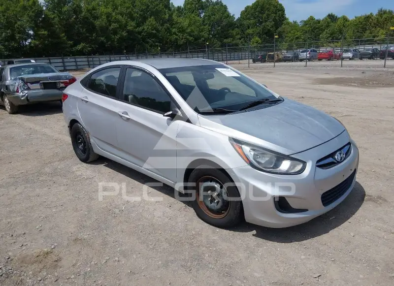 2013 Hyundai Accent фото