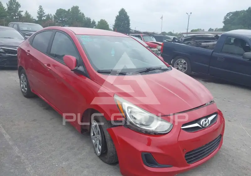 2013 Hyundai Accent фото