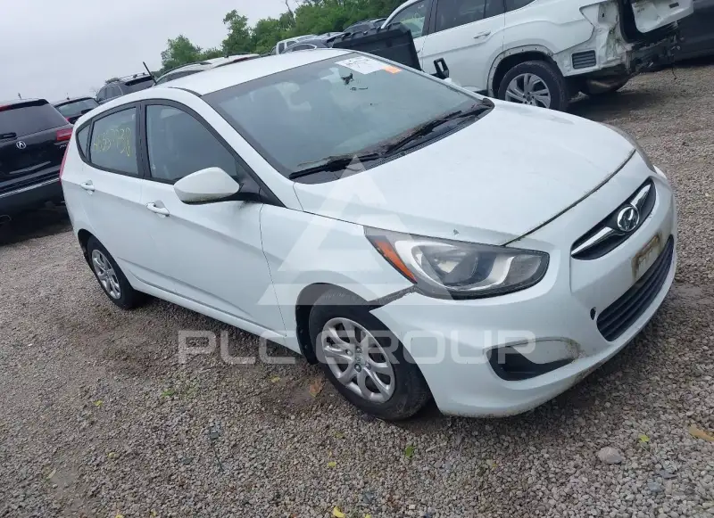 2013 Hyundai Accent фото
