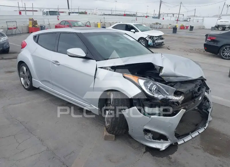 2013 Hyundai Veloster фото