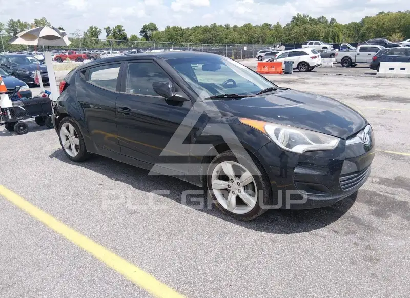 2013 Hyundai Veloster фото