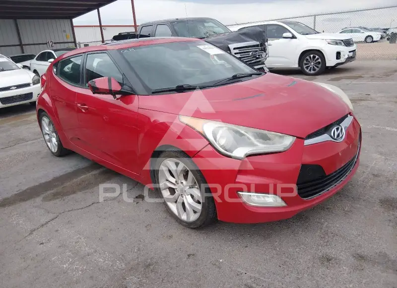 2013 Hyundai Veloster photo