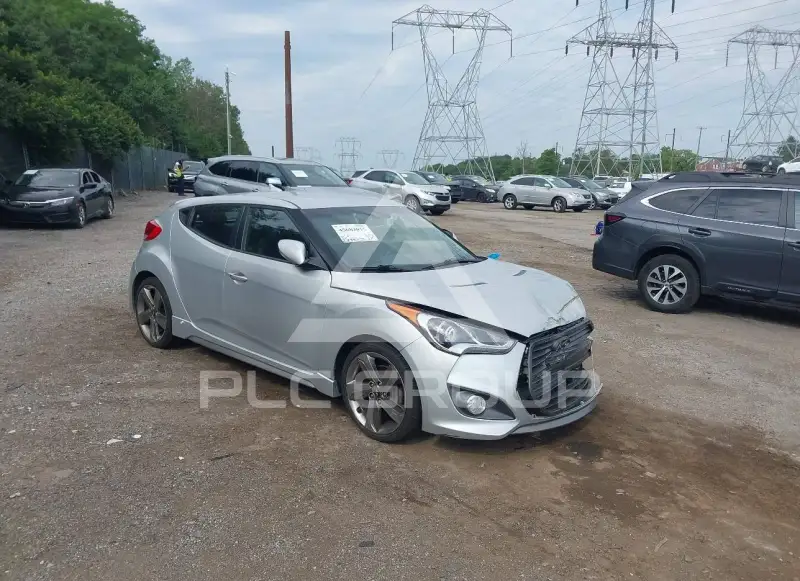 2013 Hyundai Veloster photo