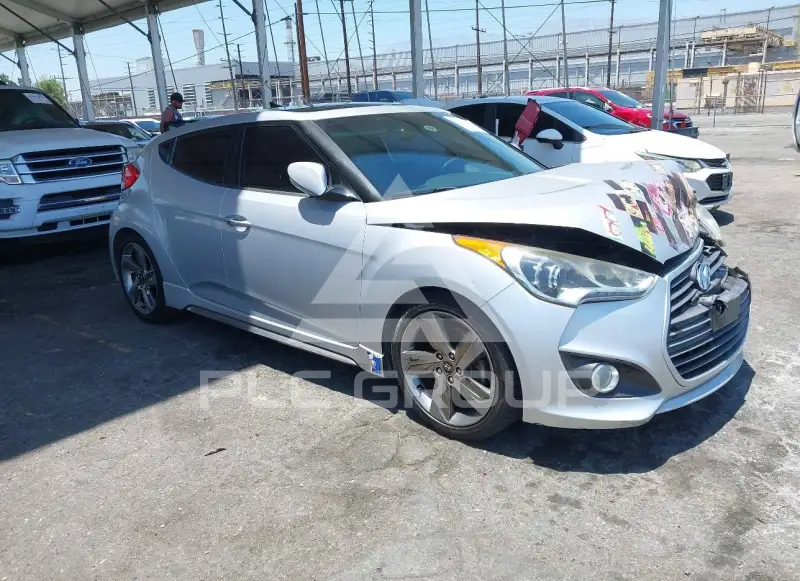 2013 Hyundai Veloster фото