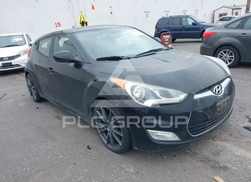 2013 Hyundai Veloster фото