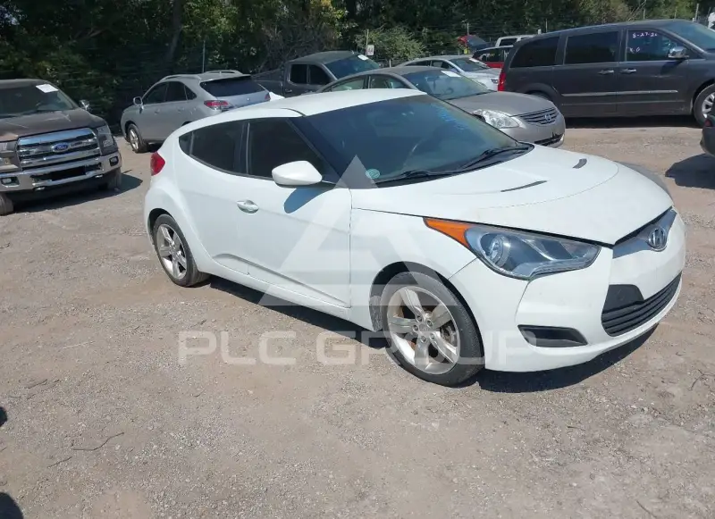 2013 Hyundai Veloster фото