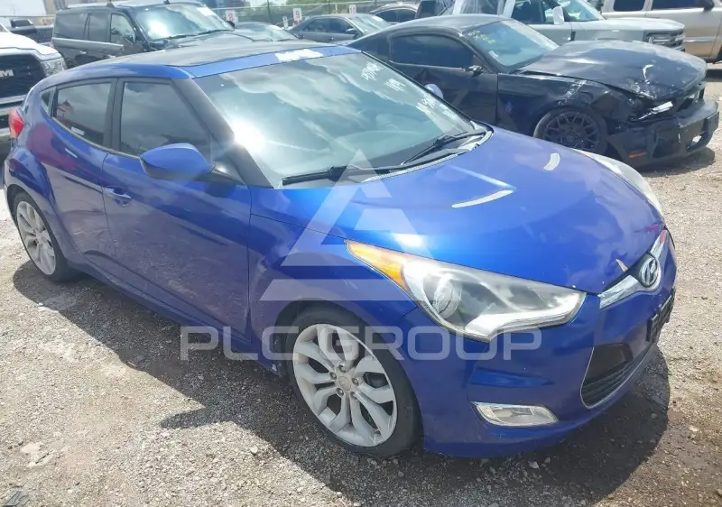 2013 Hyundai Veloster photo