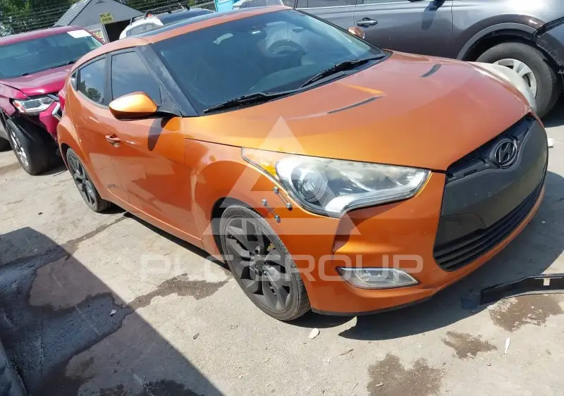 2013 Hyundai Veloster photo