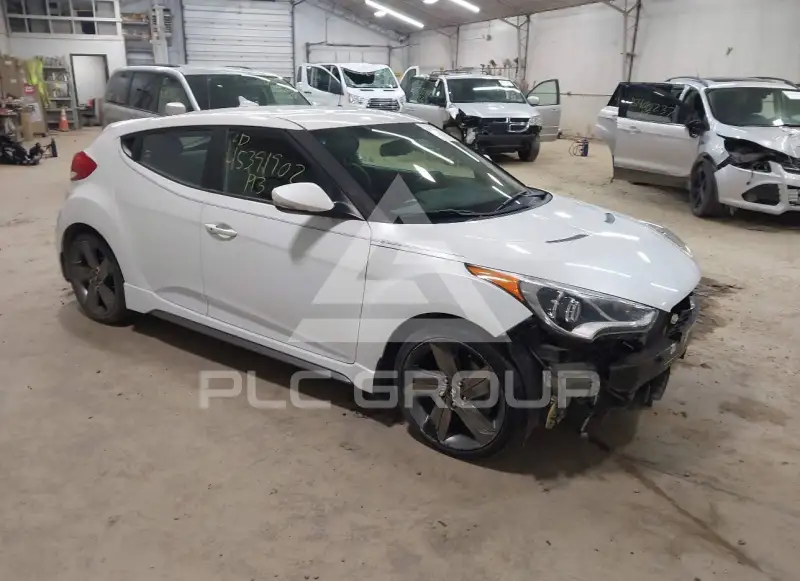 2013 Hyundai Veloster фото