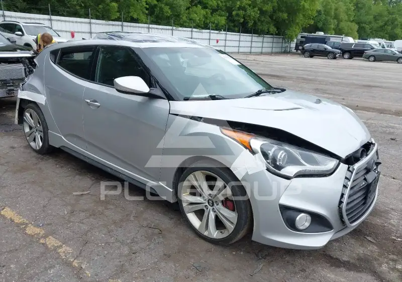 2013 Hyundai Veloster photo